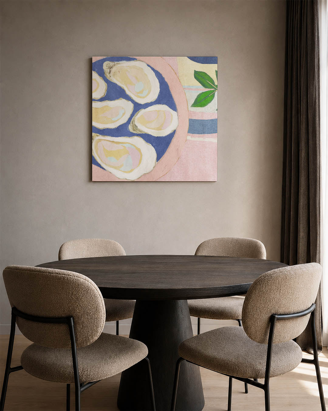 Oesters op tafel kunstwerk – vierkante wanddecoratie – dit kunstwerk toont een compositie van oesters op een blauw bord