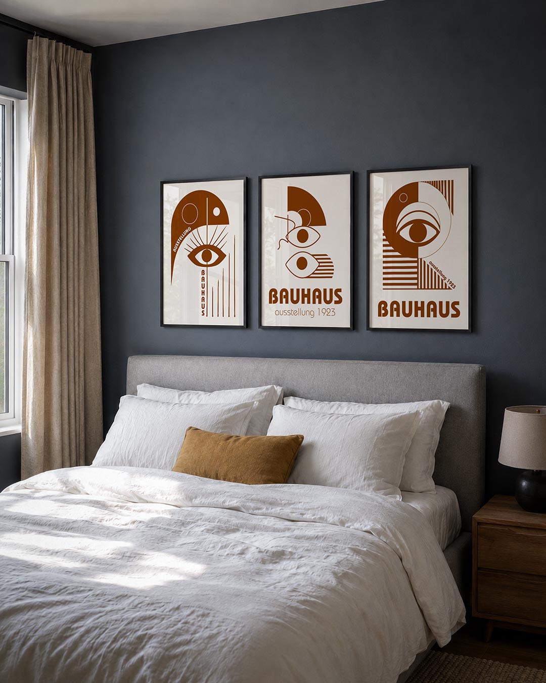 Oog en lijnen posterset – derde productweergave – een bruin oog met strakke lijnen en cirkels. De compositie speelt met