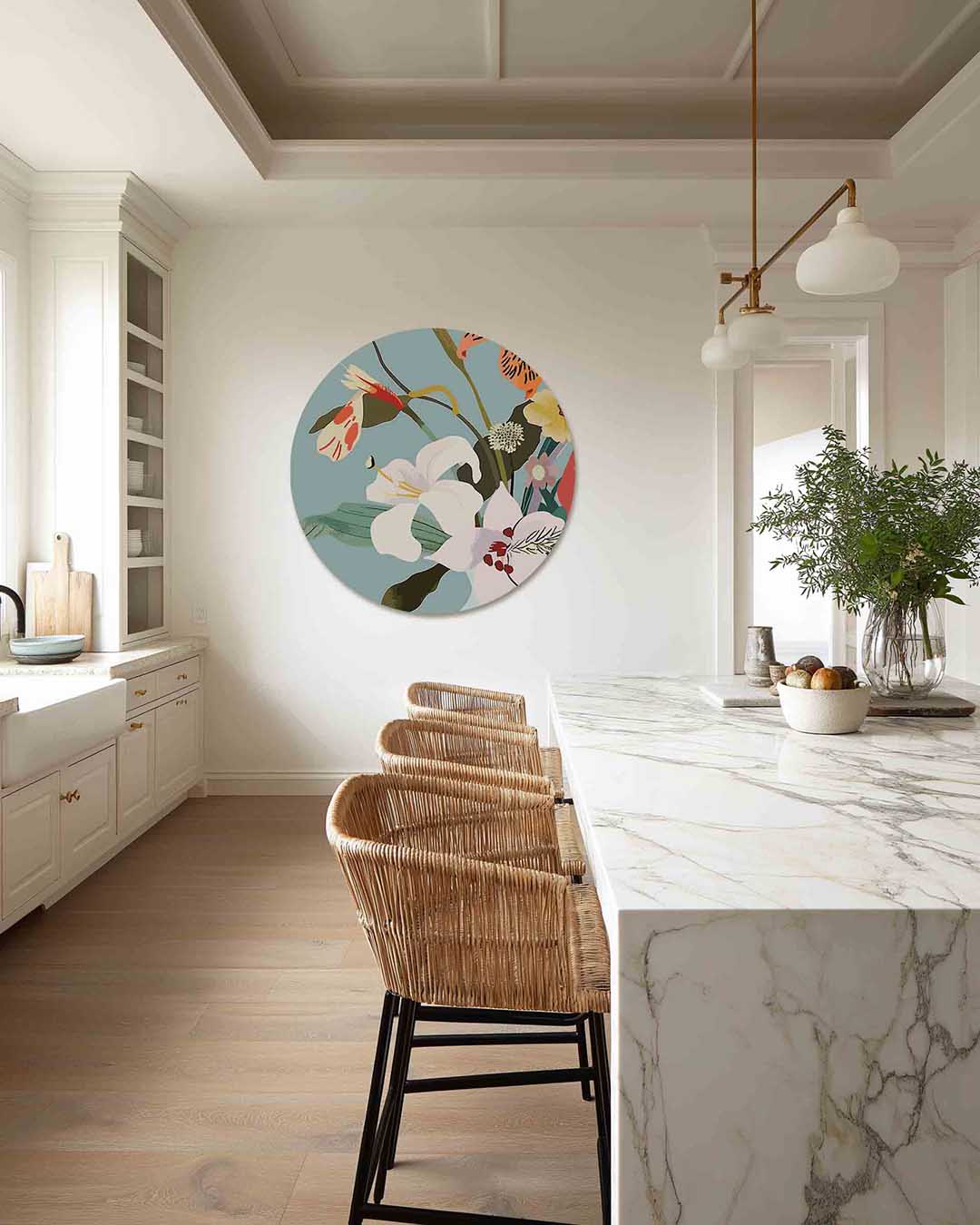 Bloemen in vaas – abstracte muurcirkel als ronde wanddecoratie
