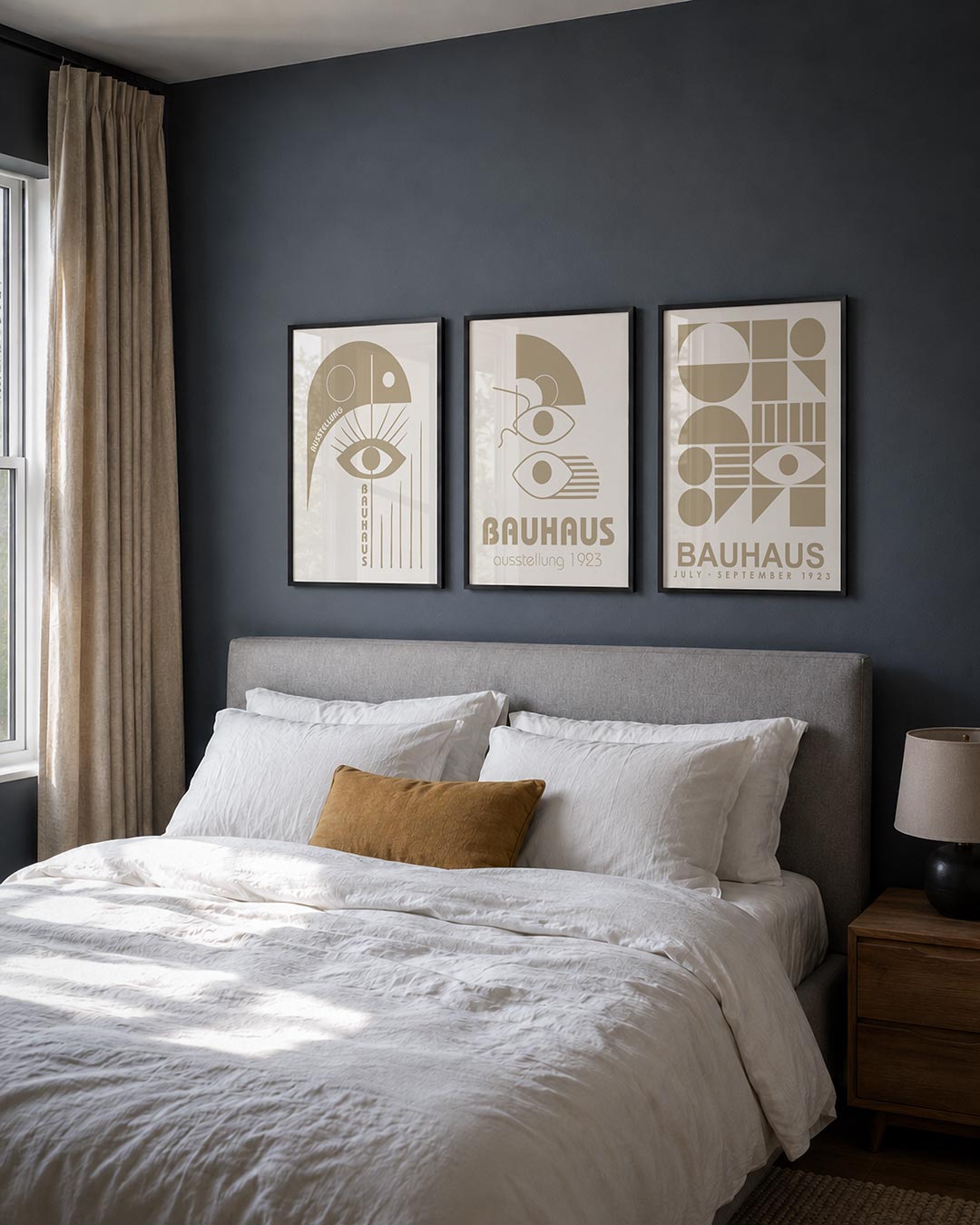 Oog en lijnen posterset – derde productweergave – deze posterset in drie delen toont een groot oog centraal, omringd door