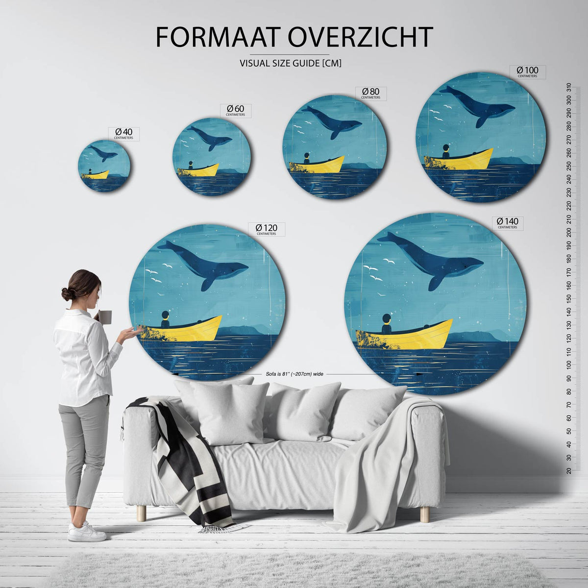 Walvis en boot Muurcirkel – extra productweergave – Een grote blauwe walvis zweeft boven een gele boot op een blauwe