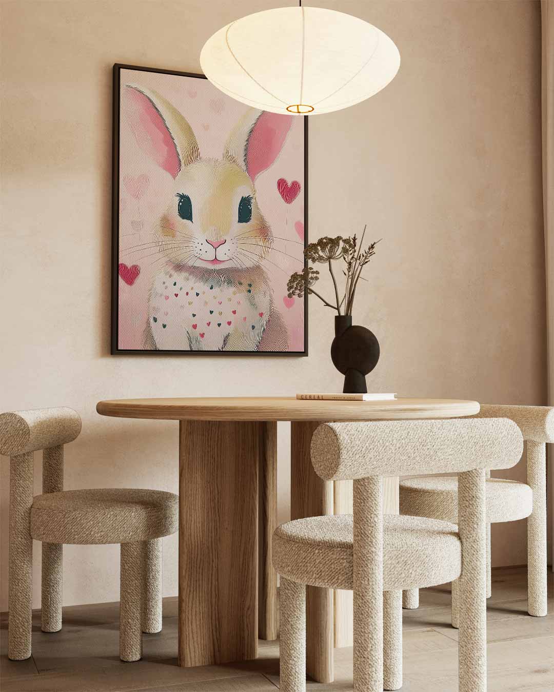 Schattig Konijnenportret op Roze Achtergrond – staand kunstwerk voor modern interieur