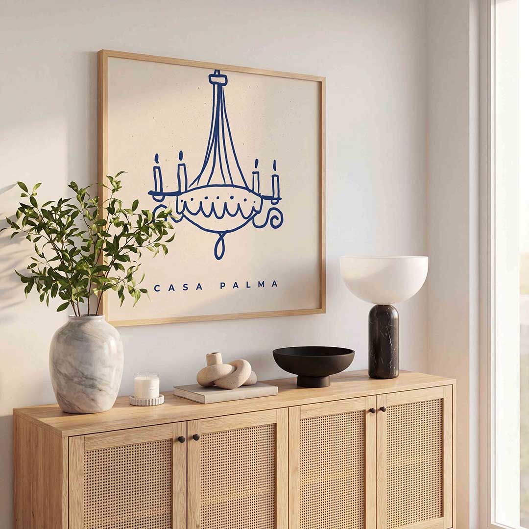 Blauwe kroonluchter – kleurrijke poster in vierkant formaat