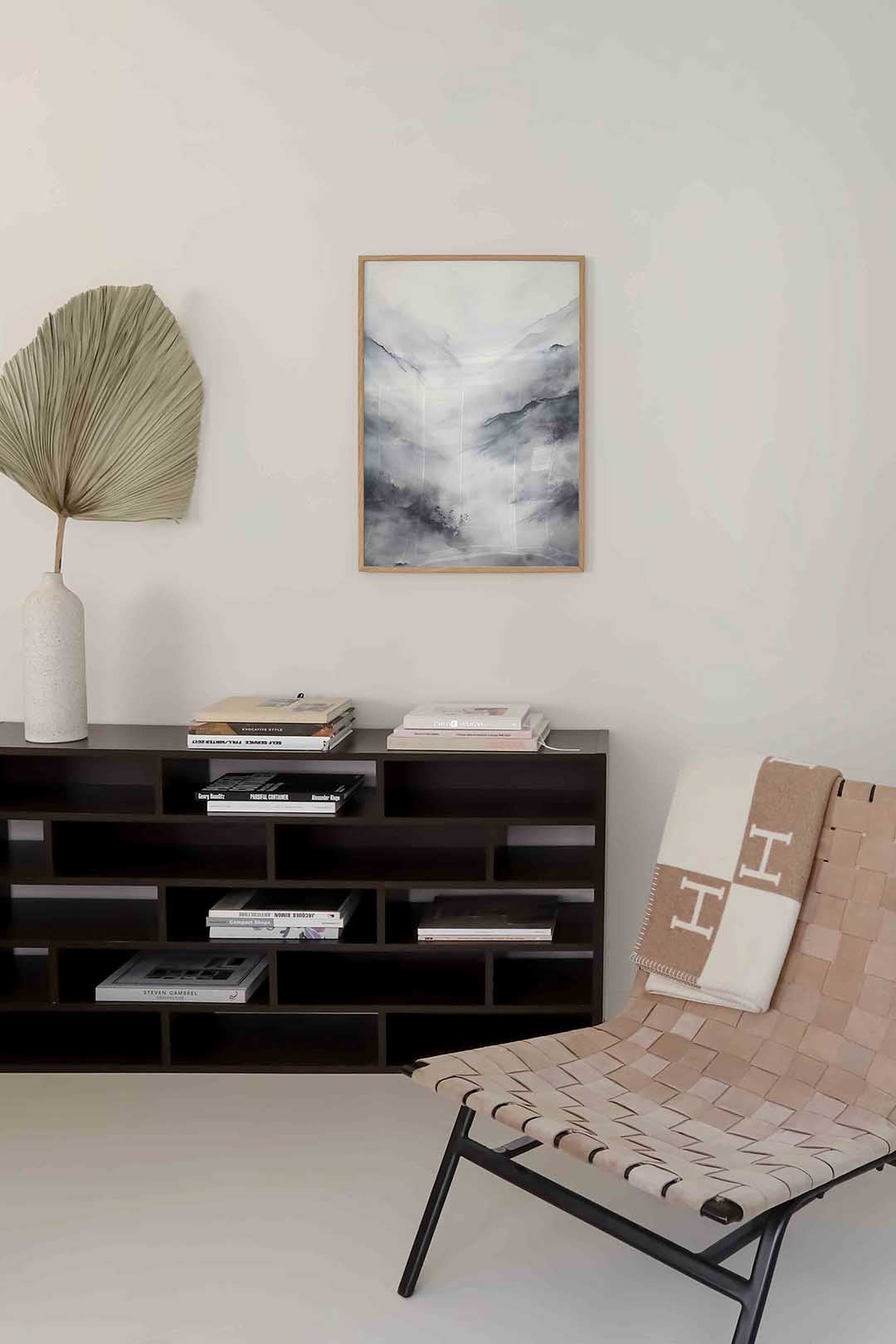 Mistige bergen – natuur poster in staand formaat