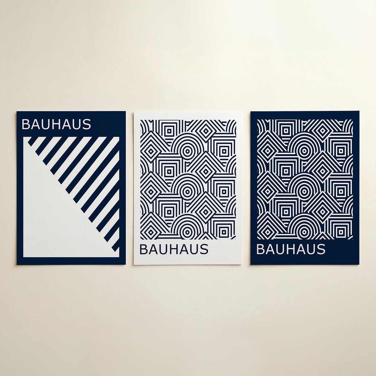 Lijnen en vlakken posterset – detailweergave – deze posterset in drie delen toont een dynamisch lijnenspel met schuine