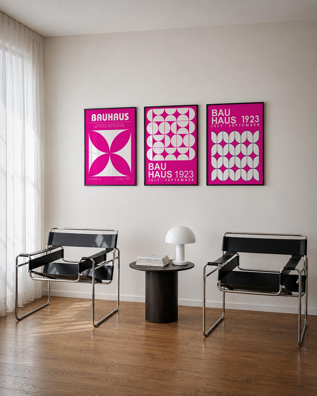 Vorm en kleur posterset – tweede productweergave – deze posterset in drie delen toont een levendig spel van roze en wit. De