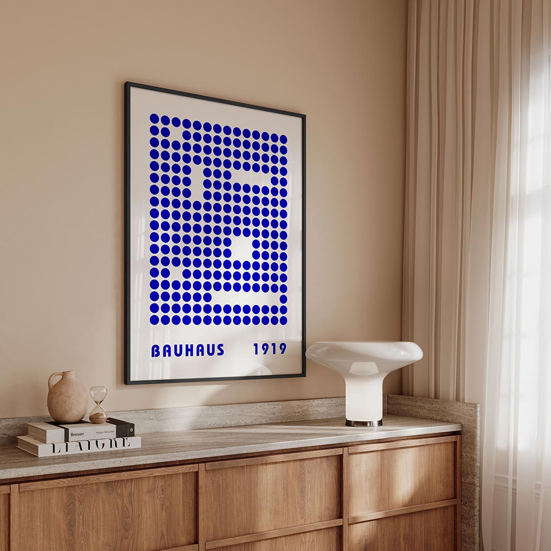 Puntstructuur blauw – geometrische Bauhaus poster in staand formaat