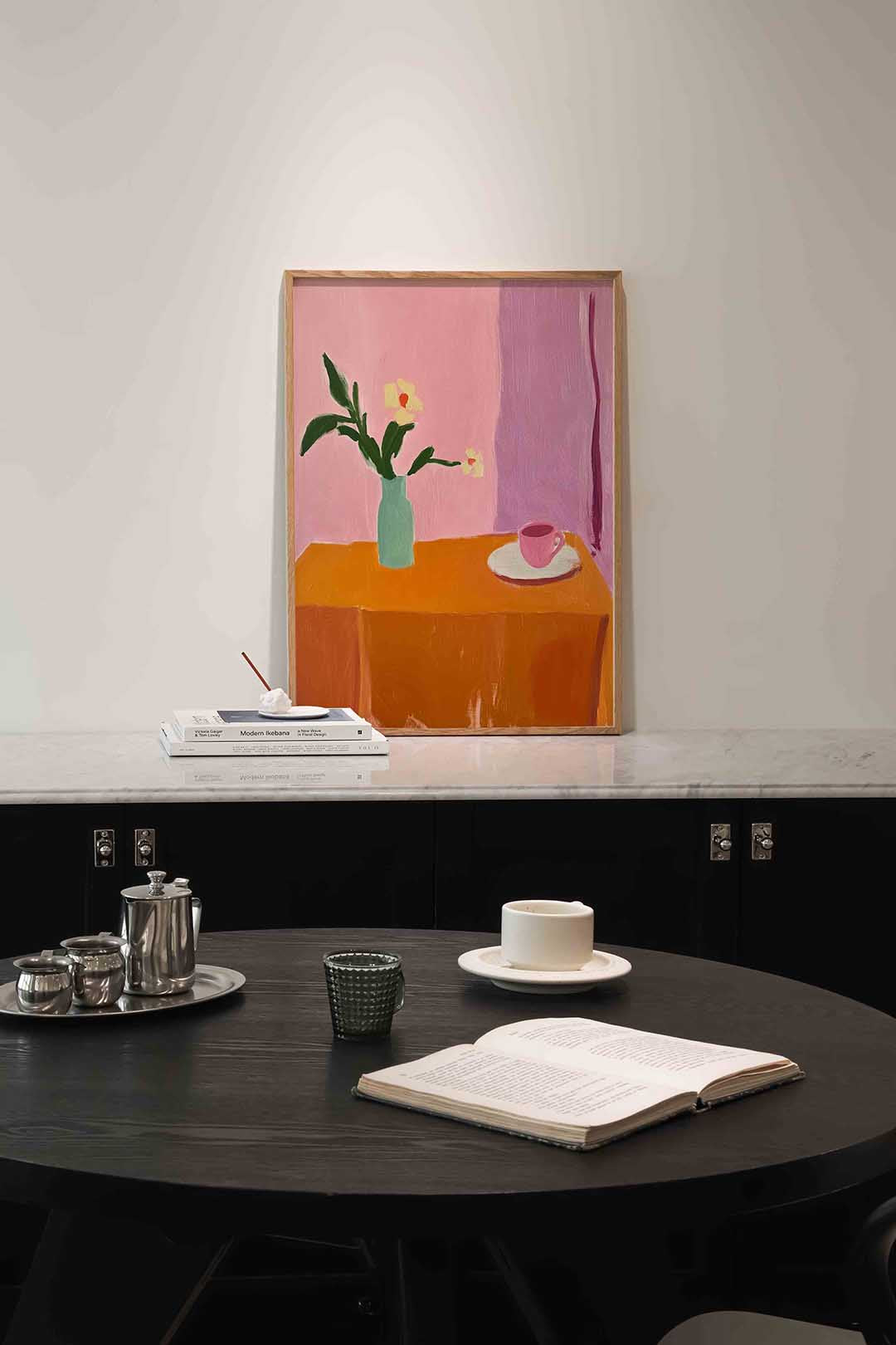 Bloemen en kopje – moderne poster in staand formaat