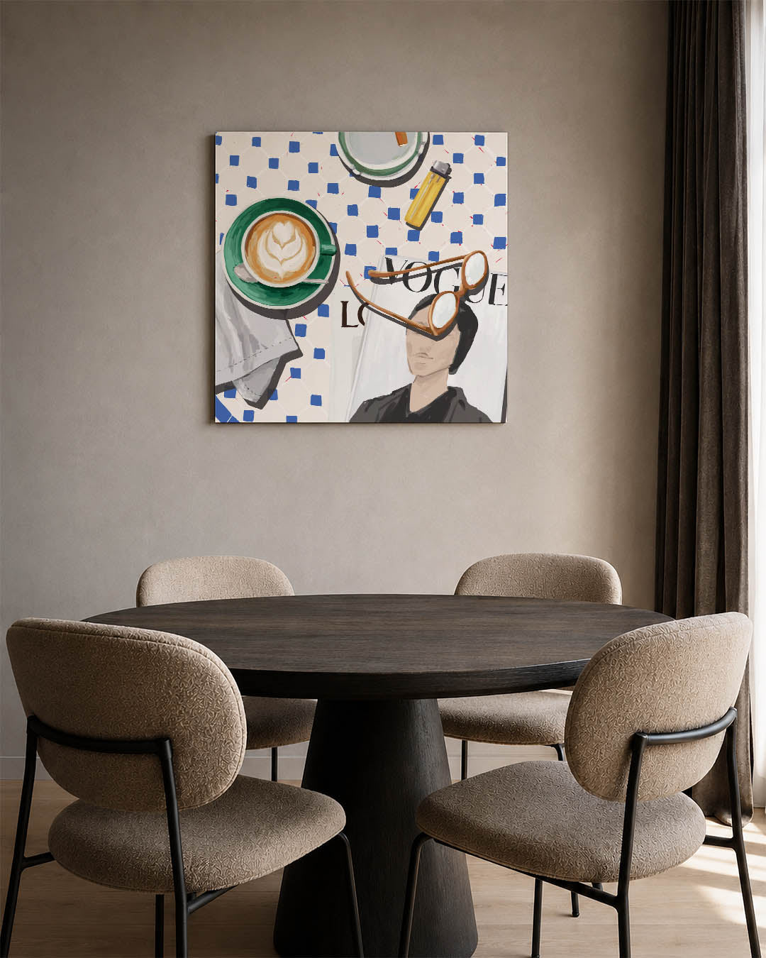 Dagelijkse momenten kunstwerk – vierkante wanddecoratie – dit werk toont een tafel met een kop koffie, een tijdschrift en een