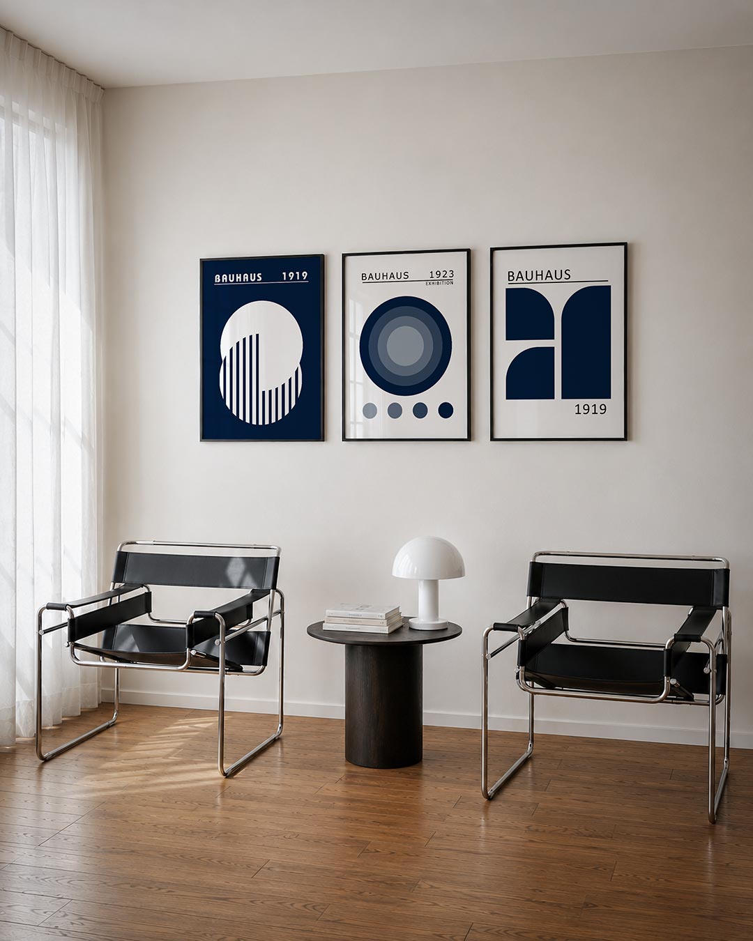 Cirkel en strepen driedelige posterset – een donkerblauwe achtergrond met een grote witte cirkel. Binnen de cirkel zijn