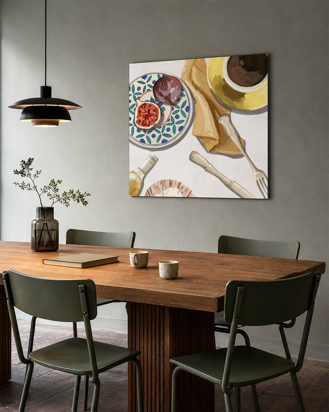 Stilleven met vijg kunstwerk – tweede productweergave – dit kunstwerk toont een tafelsetting met een kleurrijk bord, een