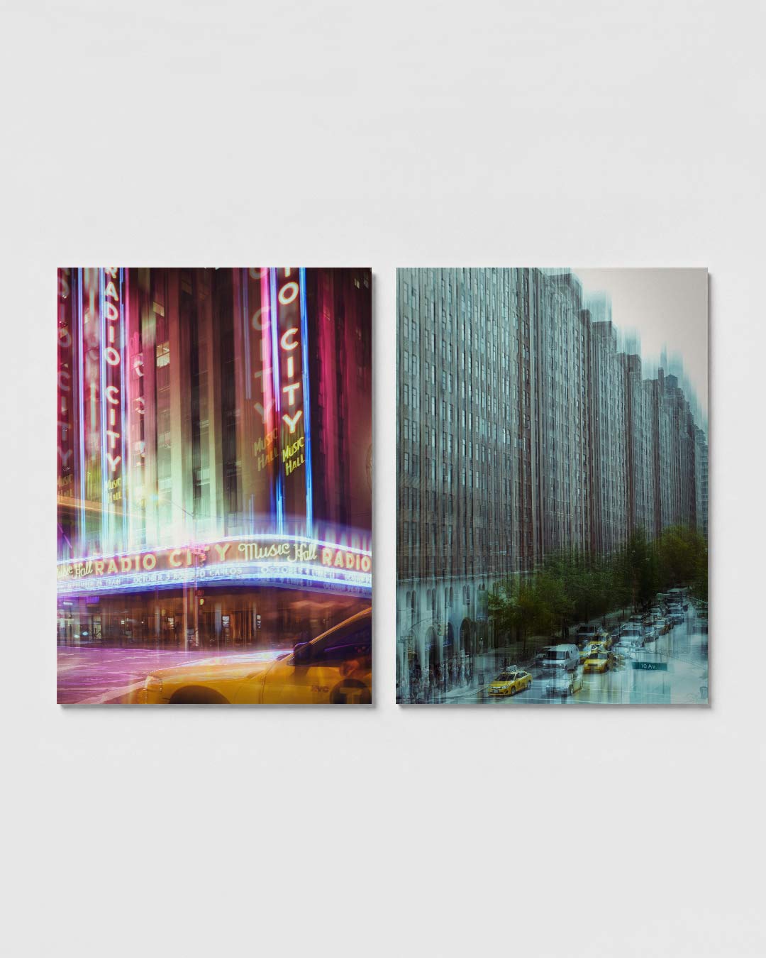 Neon lichtsporen posterset – sfeerbeeld – deze afbeelding toont een levendig spel van verticale neonlijnen in roze, blauw en