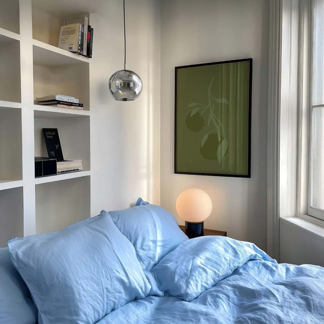 Stijlvolle Olijfgroene Wanddecoratie – staande muurposter met bloemen