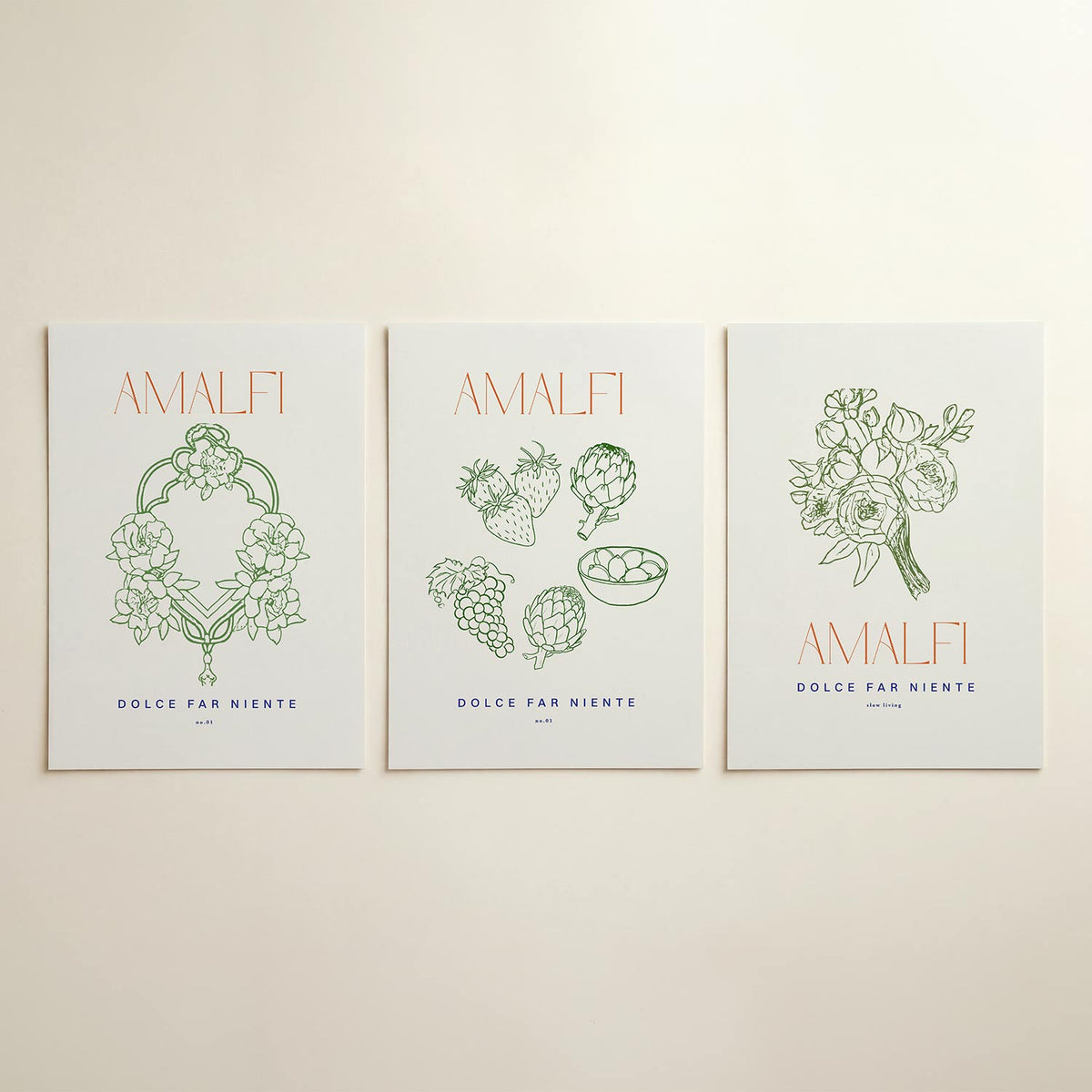 Bloemige lijnenspel driedelige posterset in interieur