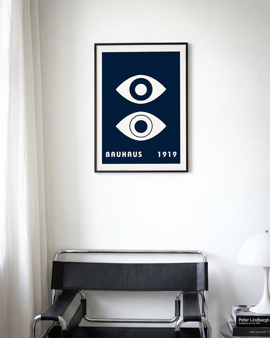 Oogvormen en tekst – moderne Bauhaus wandkunst als poster
