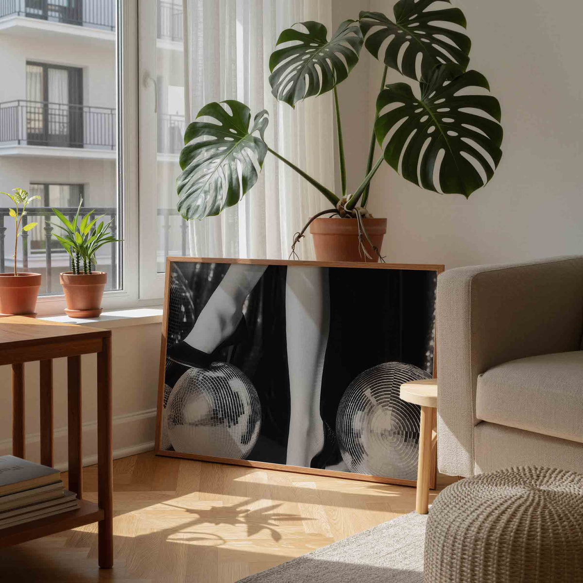 Hoge hakken en discoballen – moderne wandkunst als landscape poster