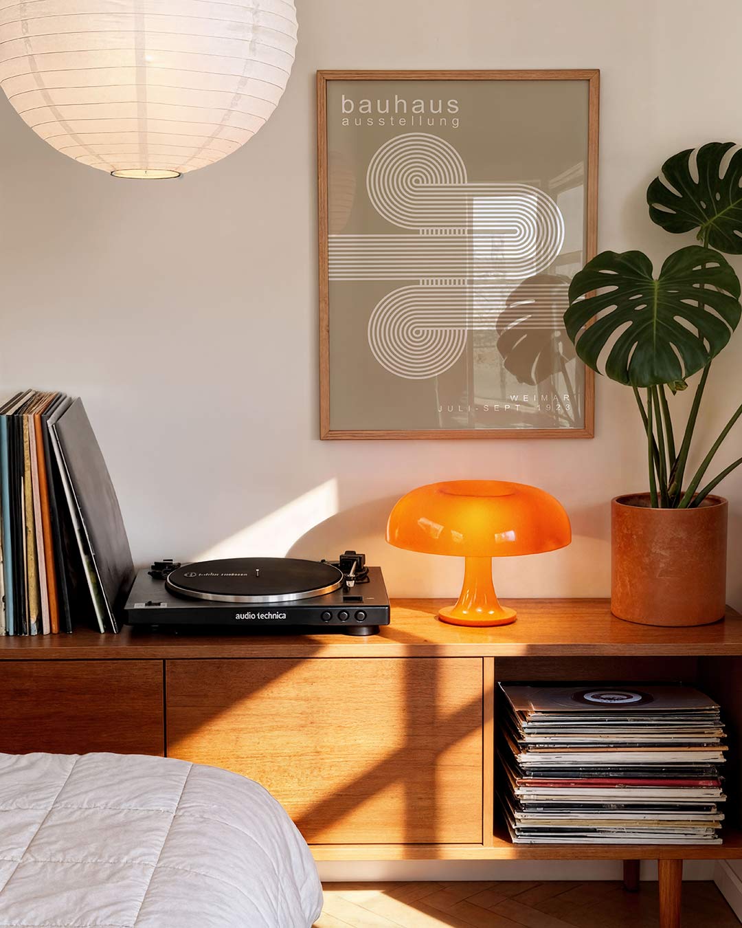 Lijnen en cirkelpatronen – geometrische Bauhaus poster in staand formaat
