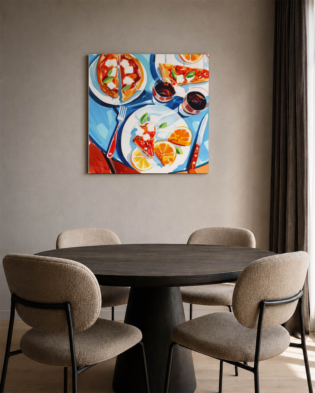 Eettafel kunstwerk – vierkante wanddecoratie – dit werk toont een compositie van een eettafel met pizza, sinaasappels en