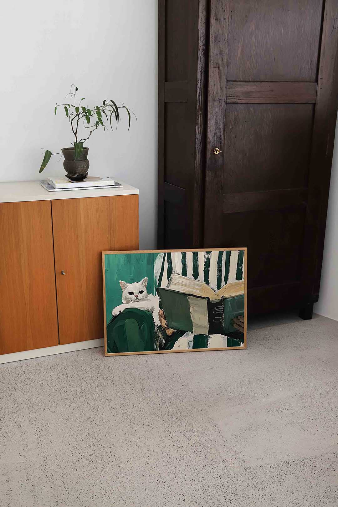 Witte kat en boek – hedendaagse illustratie als liggende poster