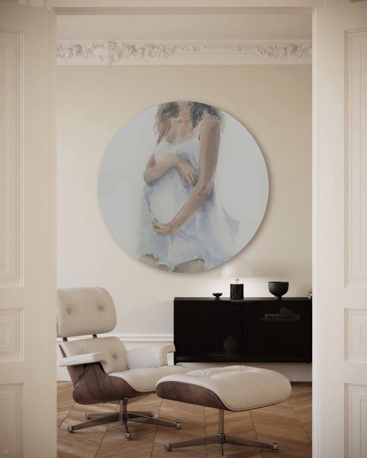 Vrouw in witte jurk – illustratie muurcirkel als ronde muurdecoratie