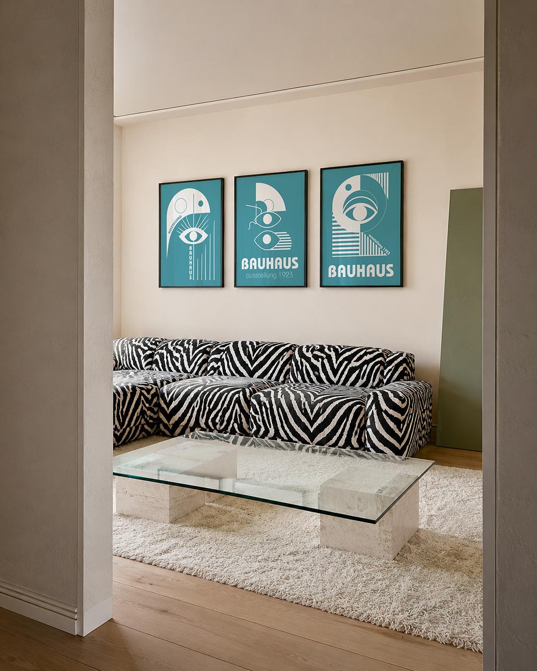 Oog en lijnen posterset – tweede productweergave – een speelse compositie met een groot oog in het midden, omringd door