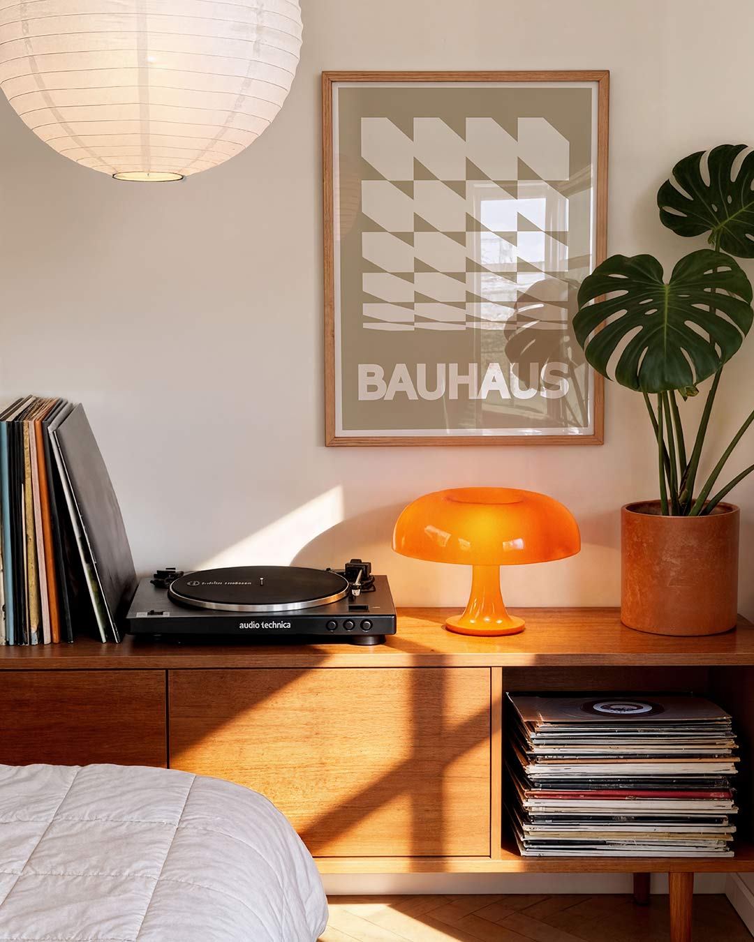 Vormritme en vlakkenspel – geometrische Bauhaus poster in staand formaat