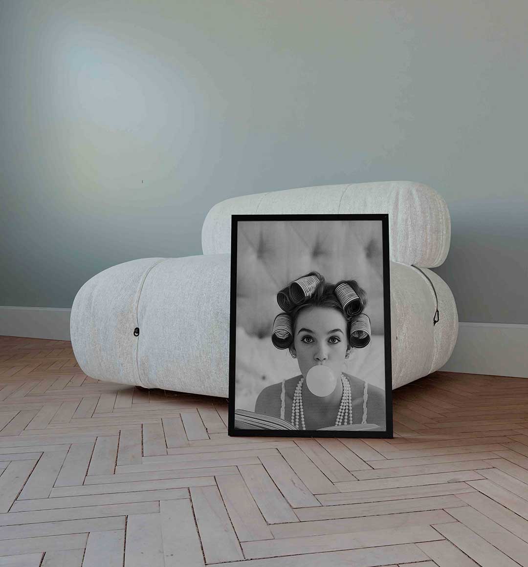 Meisje met kauwgombel – Pop Art wandkunst als portret poster