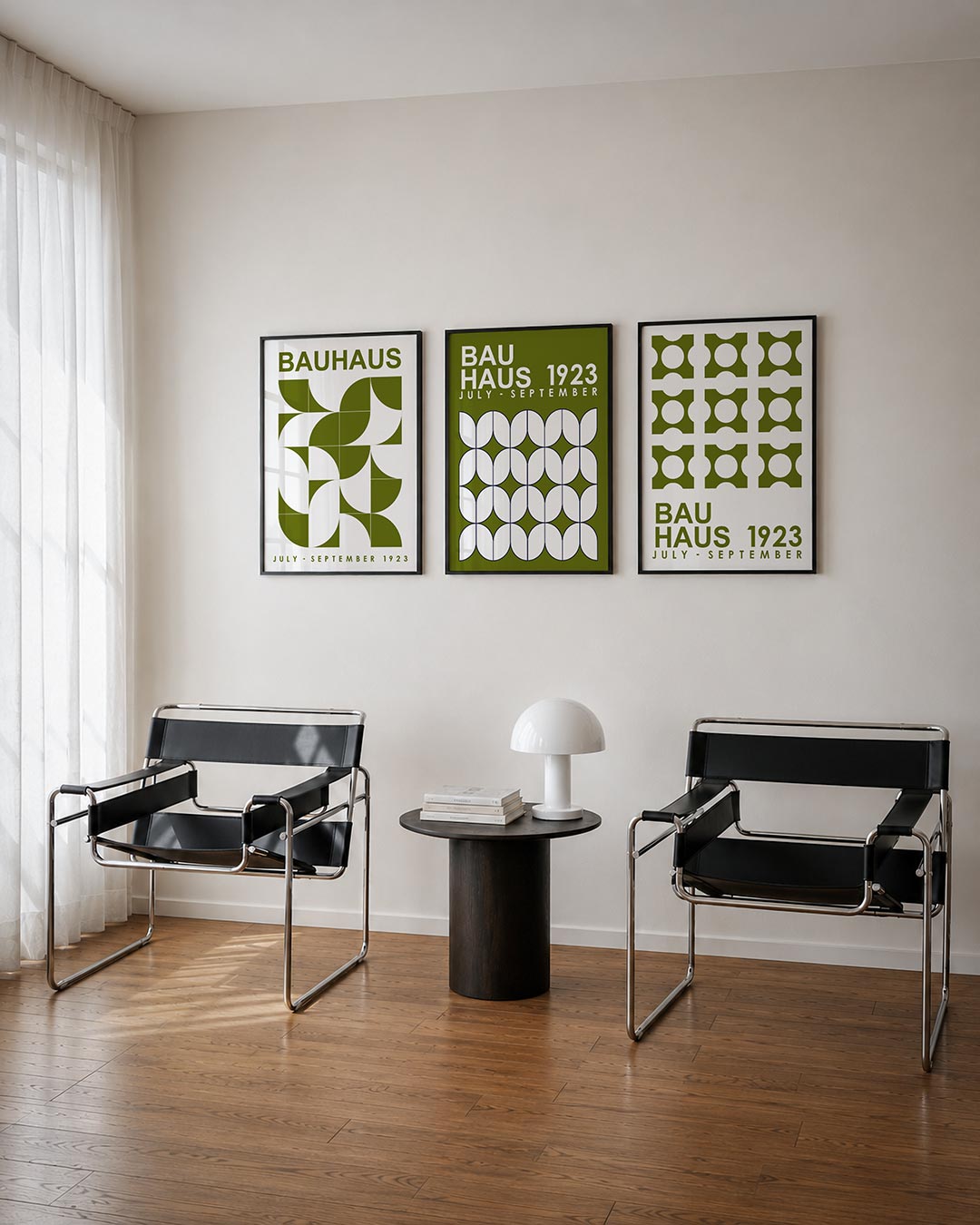 Kleurvlakken en lijnen driedelige posterset – deze posterset in drie delen toont een ritmisch spel van groene en witte halve