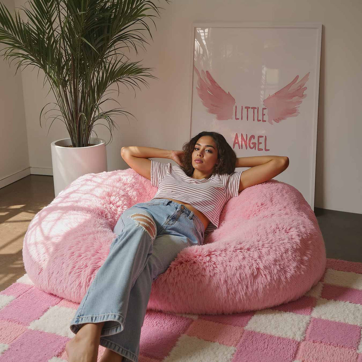 Little Angel – staande kinderkamer wanddecoratie van WallArtistic