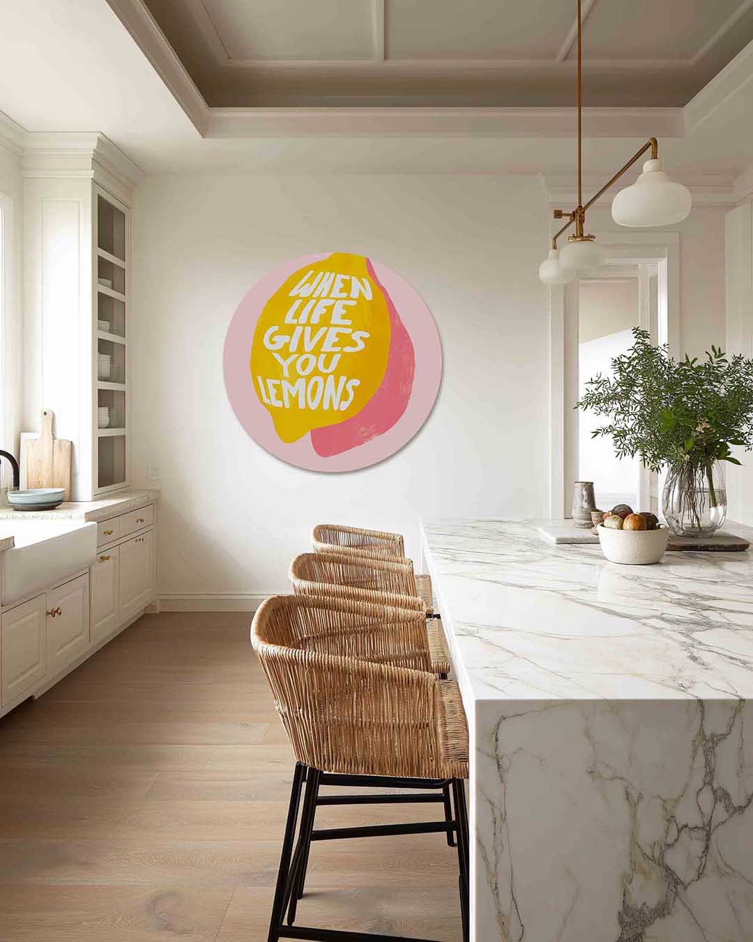 Citroen tekst – abstracte muurcirkel als ronde wanddecoratie