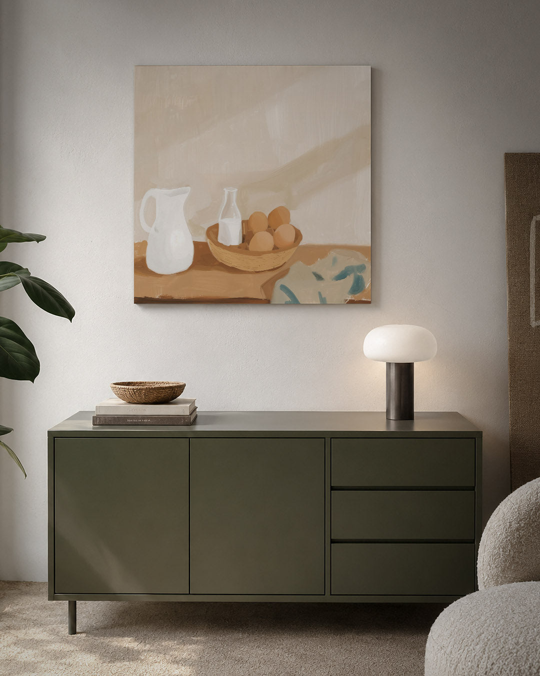 Rustige keukenscène kunstwerk – detailweergave – dit kunstwerk toont een compositie van een kan, fles en mand met eieren op