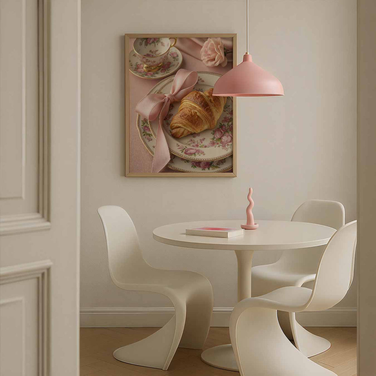 Ontbijt met Croissant – staande paas wanddecoratie van WallArtistic