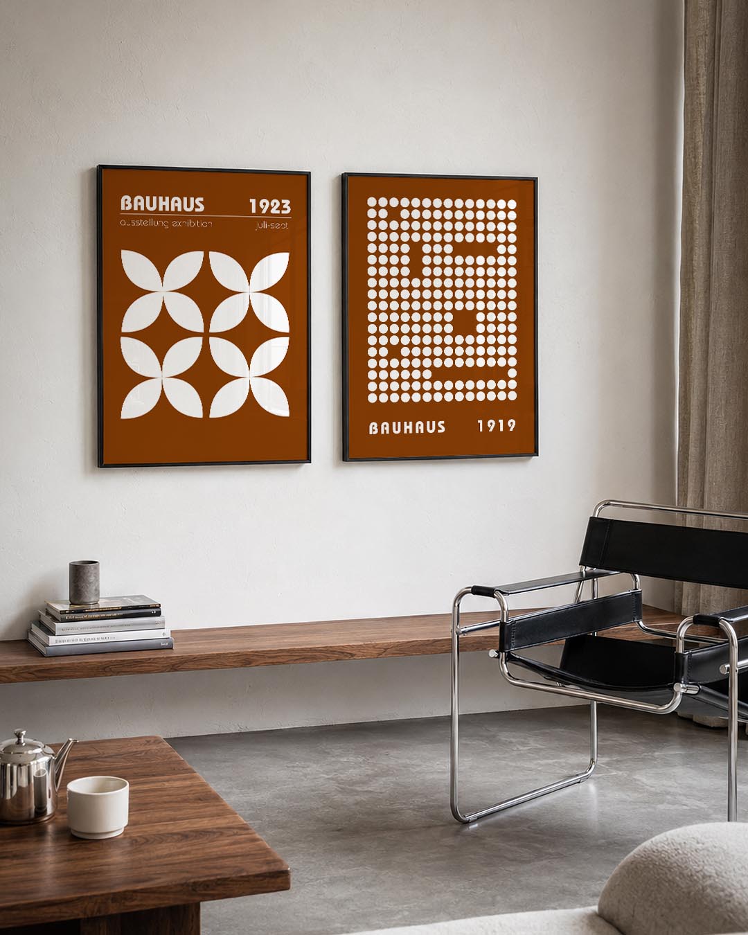 Vorm en balans Posterset-Bauhaus-geïnspireerde geometrische posters in een modern interieur