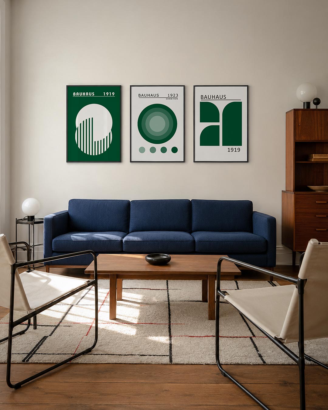 Cirkel en strepen driedelige posterset – een groene achtergrond met een witte cirkel. Binnen de cirkel zijn verticale groene