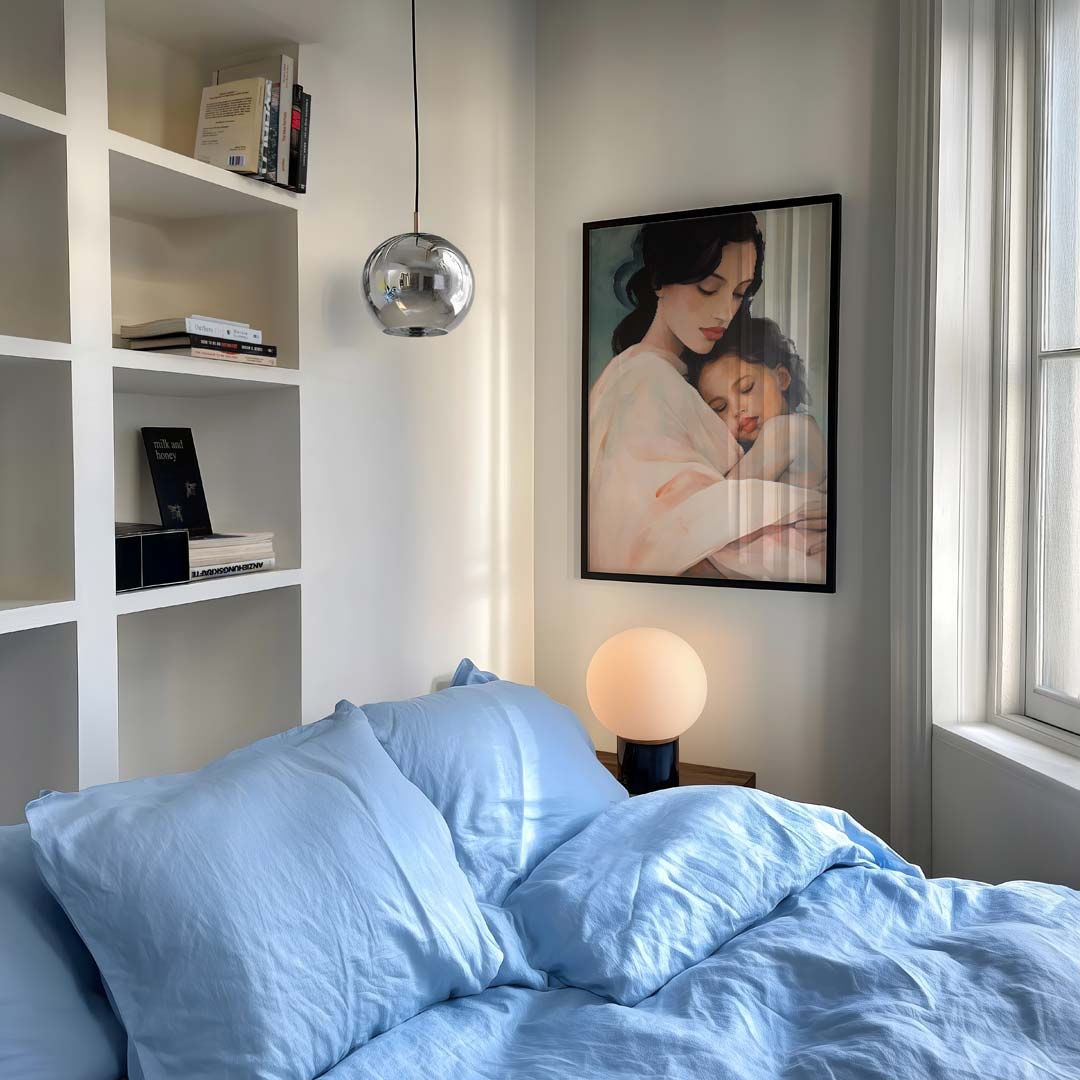 Warme Omhelzing Moeder en Kind – vrouwelijk portret als moderne wandkunst