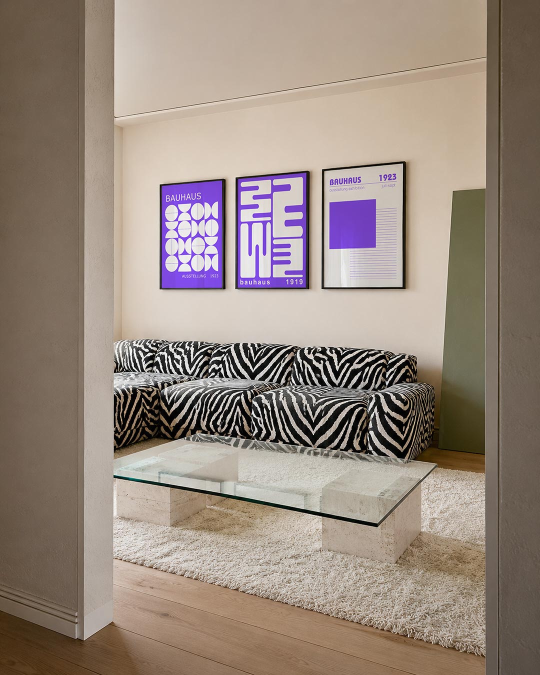 Vorm en kleur posterset – tweede productweergave – deze posterset in drie delen toont een speelse ordening van
