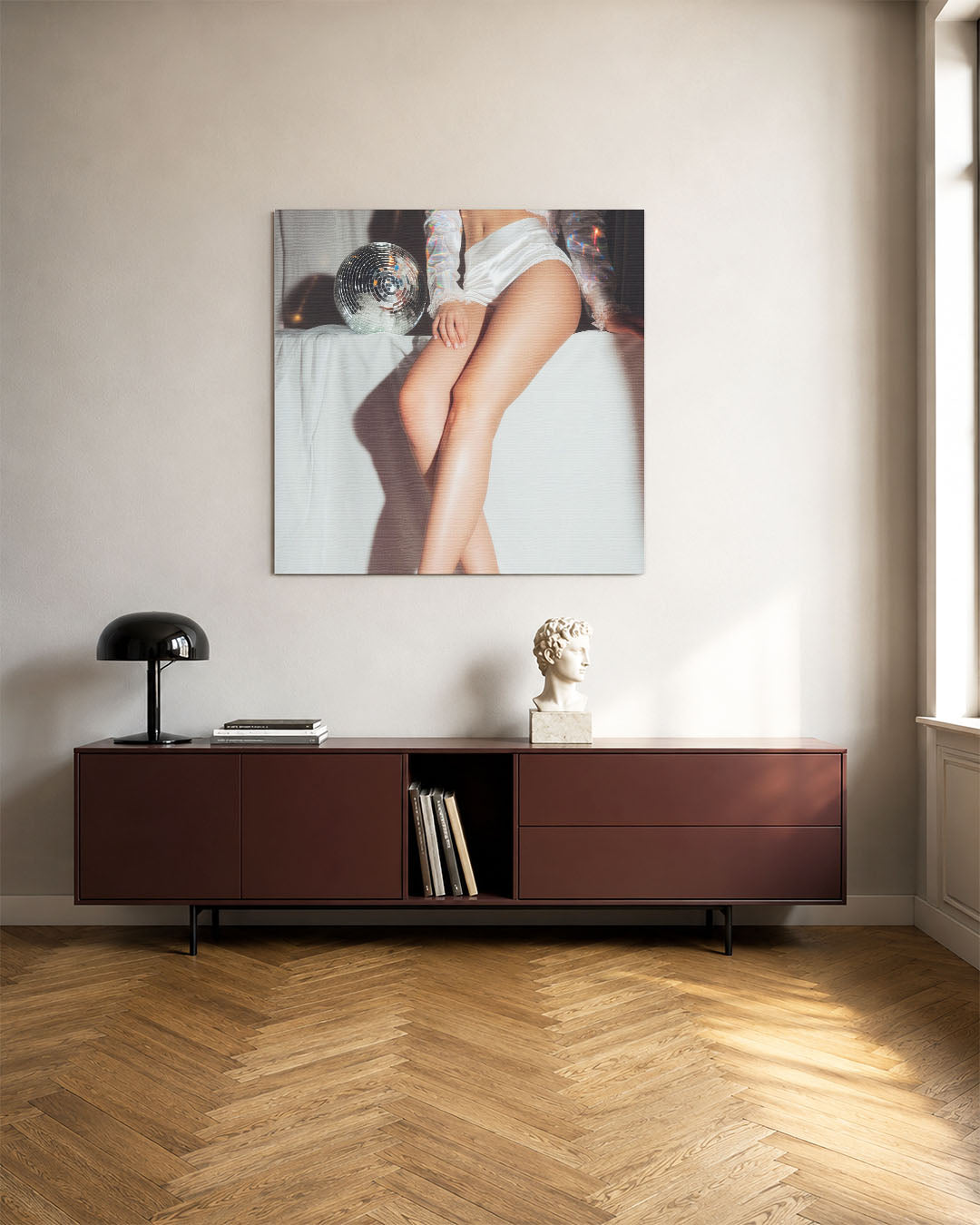 Abstract kunstwerk – tweede productweergave – een abstract kunstwerk met donkere tinten en een rustige visuele opbouw.