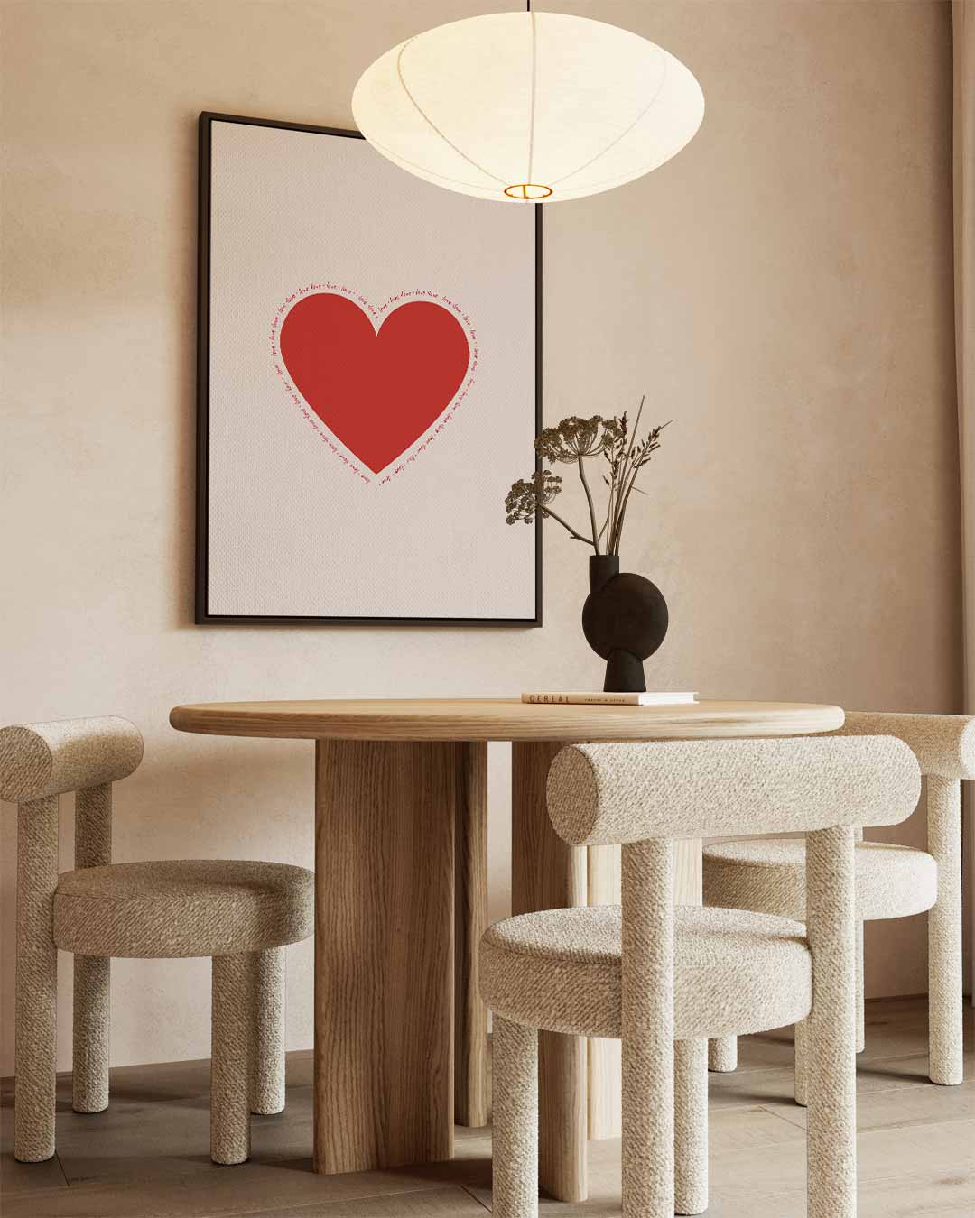 Rood Hart met Liefdevolle Rand – kunstwerk met zwarte baklijst