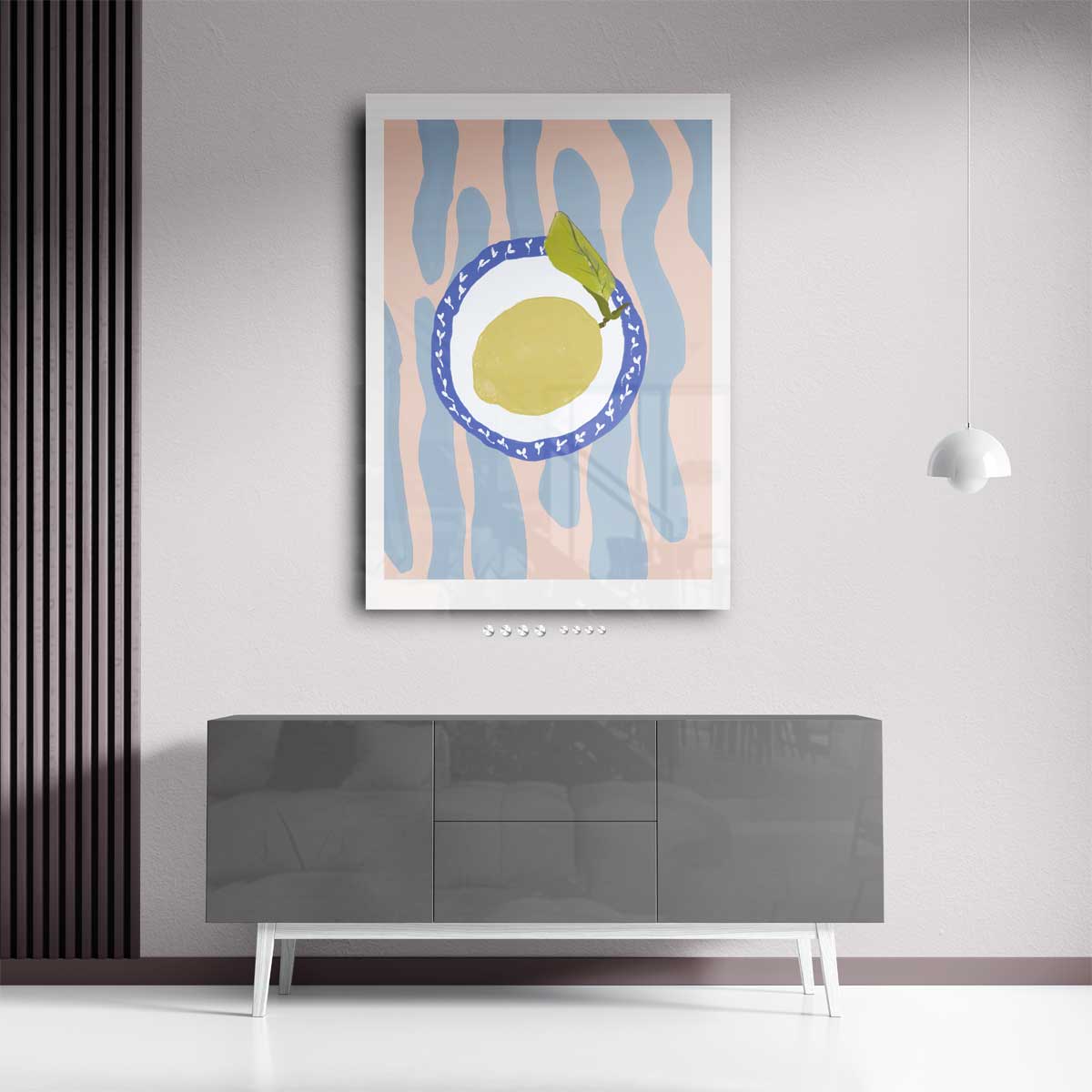 Citroen op Bord met Kleurrijke Achtergrond – staand kunstwerk voor modern interieur
