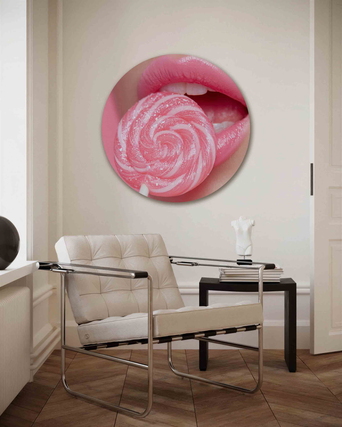 Roze lolly en lippen – Pop Art muurcirkel als ronde wanddecoratie