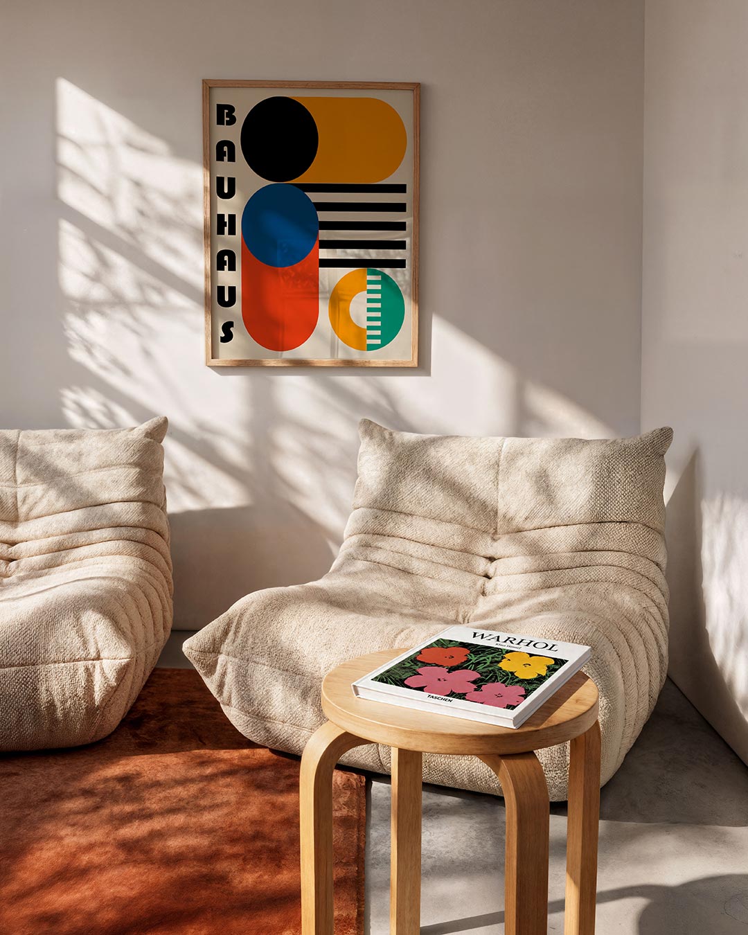 Vormen en kleurvlakken – geometrische Bauhaus poster in staand formaat