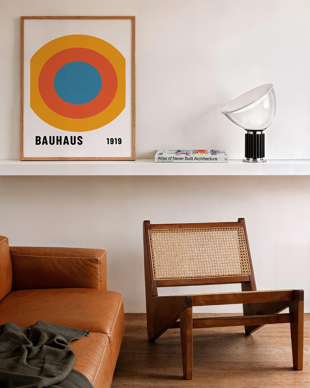 Cirkelvormen en kleur – staande Bauhaus poster voor aan de muur