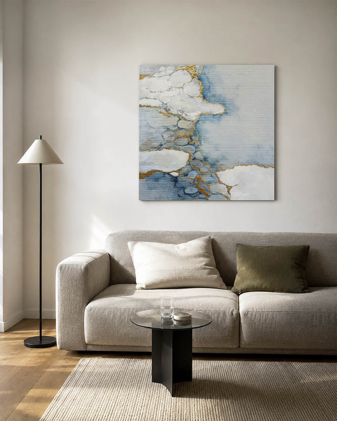 Organische vormen kunstwerk – vierkante wanddecoratie – dit werk toont vloeiende lijnen en zachte overgangen tussen blauw en