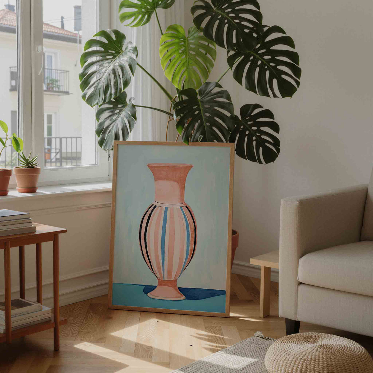 Gestreepte vaas – staande botanische wanddecoratie van WallArtistic