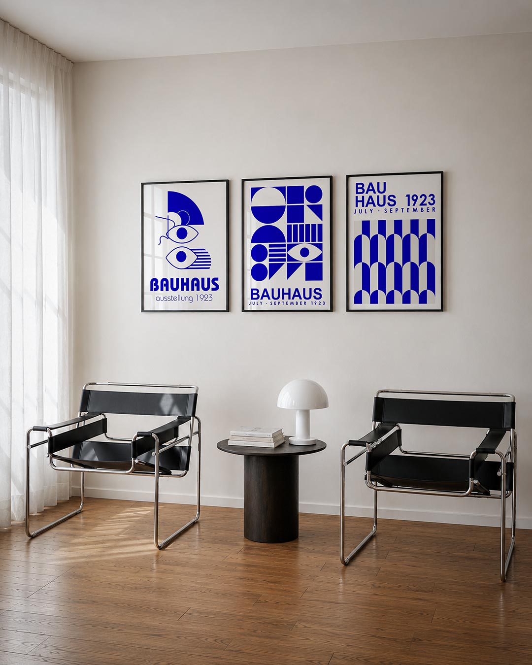 Vorm en lijnenspel driedelige posterset – deze posterset in drie delen toont een speelse combinatie van blauwe vormen en