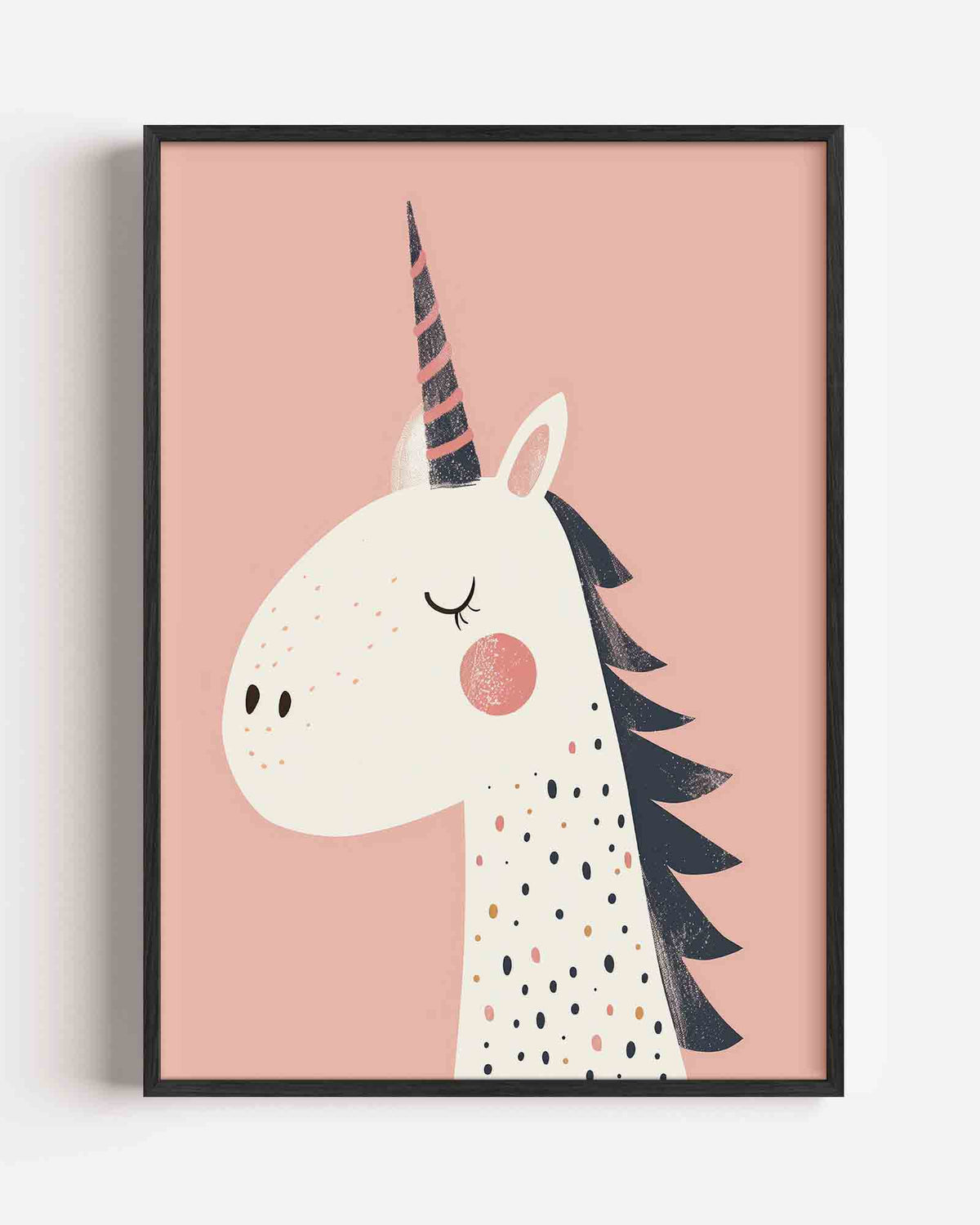 Eenhoorn met roze achtergrond – kids portret poster als wanddecoratie