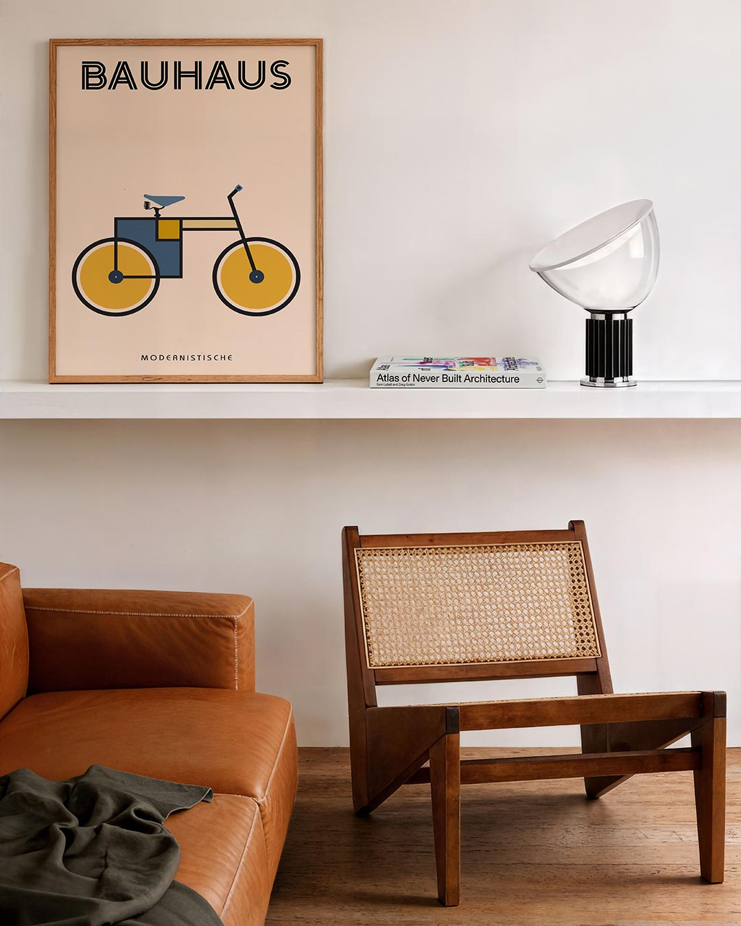 Fietsvorm en kleur – staande Bauhaus poster voor aan de muur