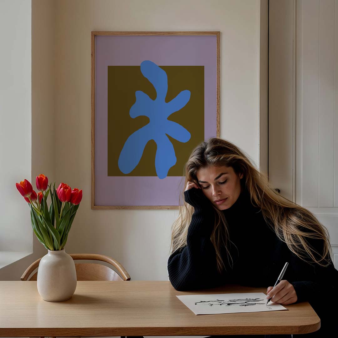 Moderne Abstracte Blauw-Bruine Kunstposter – staande muurposter met kleurrijke abstracte vormen