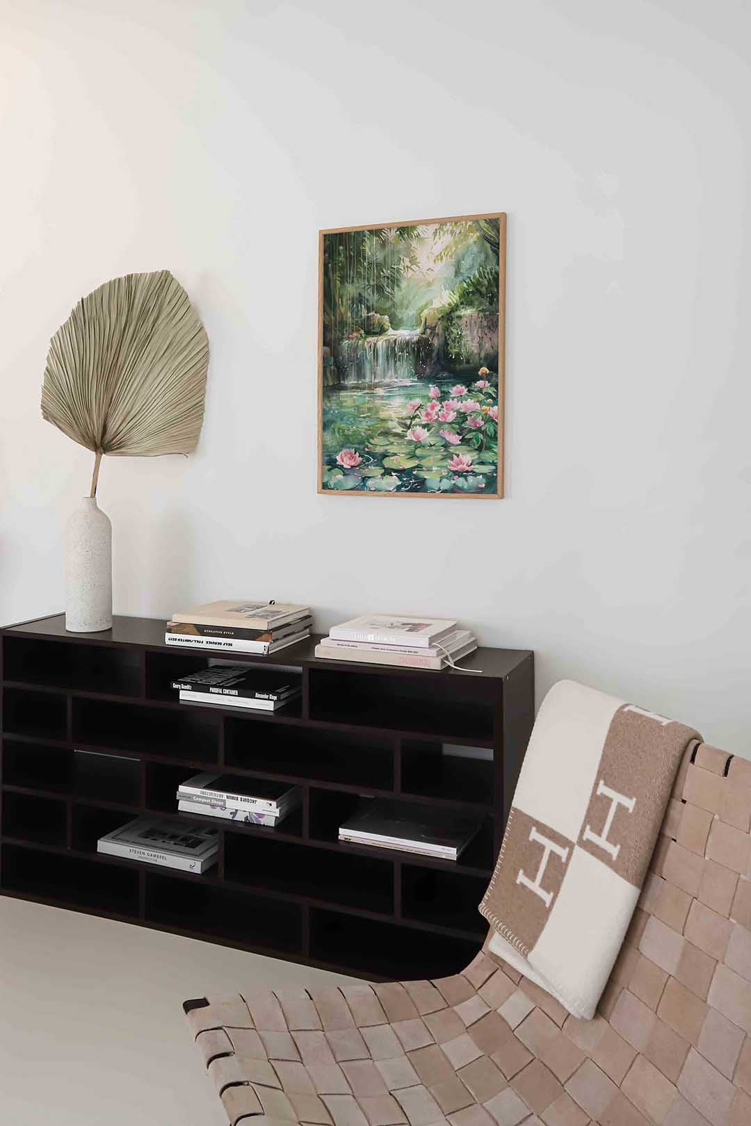 Waterval en bloemen – staande kleurrijke abstracte wanddecoratie van WallArtistic