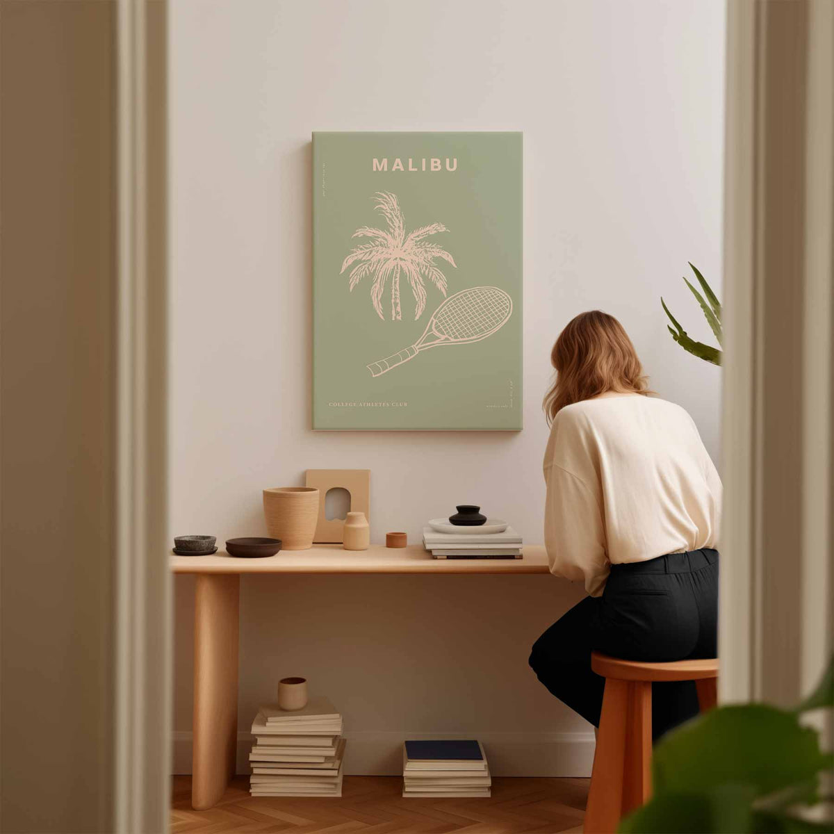 Malibu Tennis Avontuur – modern portret kunstwerk van WallArtistic